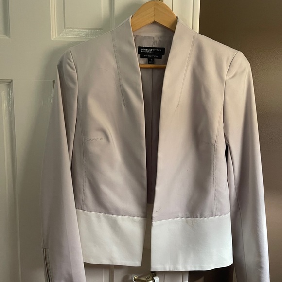 Dressy suit jacket, never worn. - Picture 1 of 3